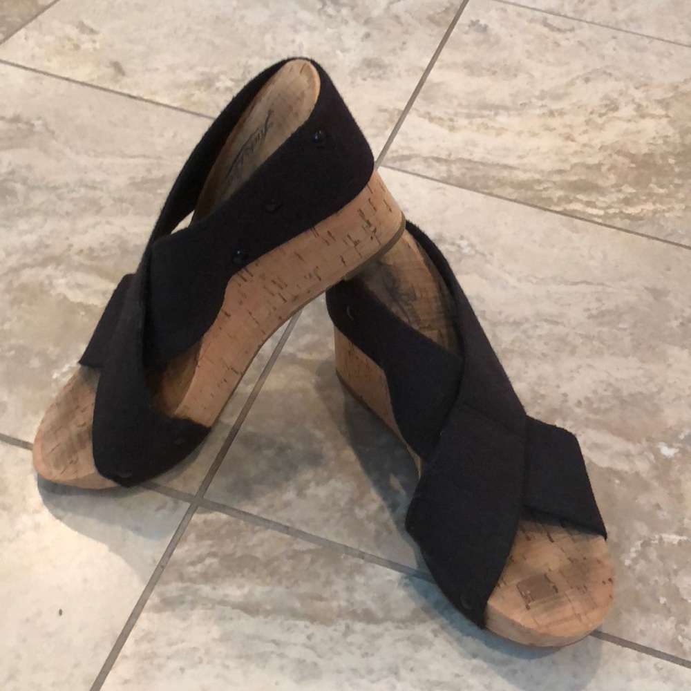 LUCKY BRAND Peep Toe Wedges